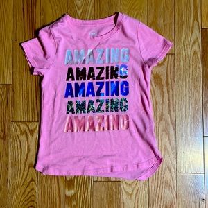 I’m selling a kids pink tee shirt hardly ever worn